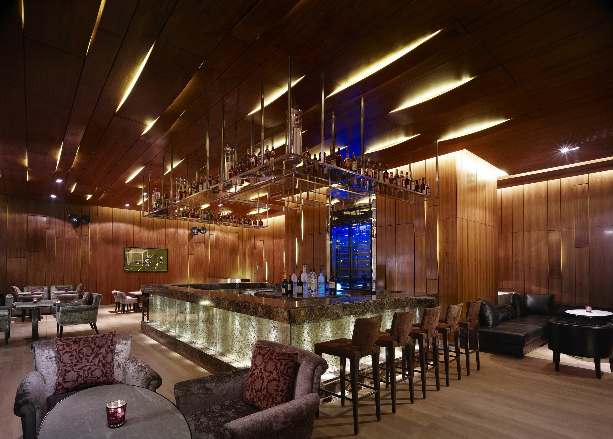 גורגאון Taj City Centre Gurugram מראה חיצוני תמונה The bar at the 101 lounge